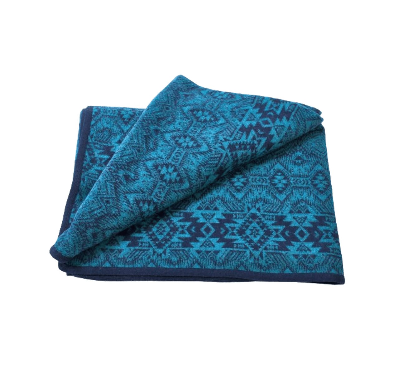 Gefaltete, weiche Decke in Blau mit geometrischem Muster. Ideal als wärmende Decke für Alpakas oder als dekoratives Wohnaccessoire.