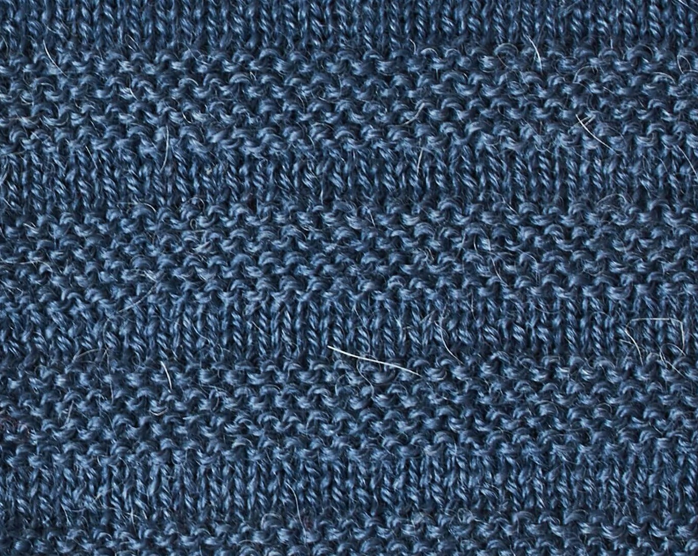 Dezentes Stirnband im Rippstrick aus Alpaka-Wolle