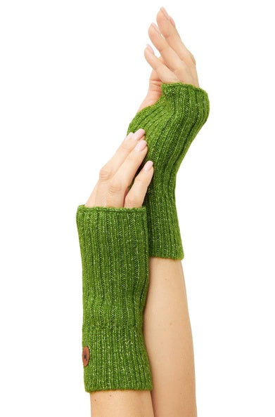 Kuschelige Pulswärmer mit Daumenloch aus Alpaka- Merino- Gemisch - Mein-Alpaka-Shop.de