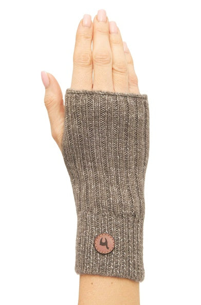 Kuschelige Pulswärmer mit Daumenloch aus Alpaka- Merino- Gemisch - Mein-Alpaka-Shop.de