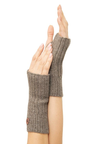 Kuschelige Pulswärmer mit Daumenloch aus Alpaka- Merino- Gemisch - Mein-Alpaka-Shop.de